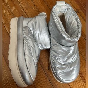 Classic maxi mini metallic ugg boot